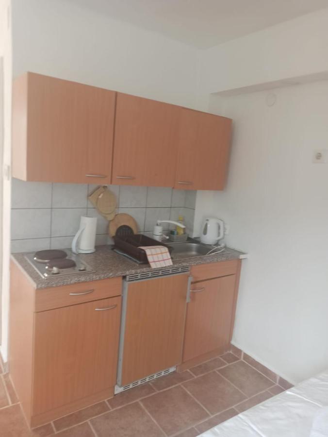 Marinja Studio Apartment จูเลียนา ภายนอก รูปภาพ