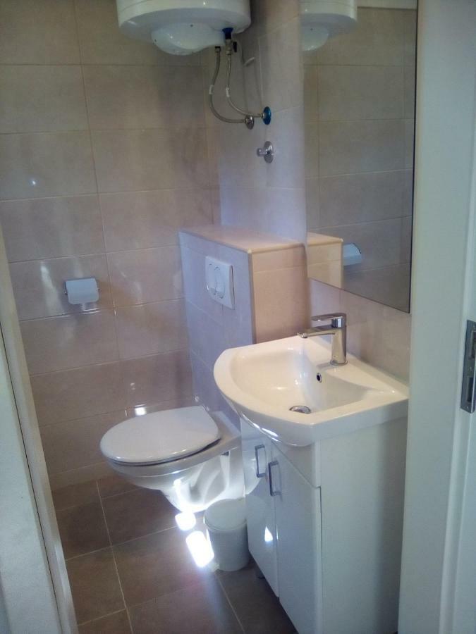Marinja Studio Apartment จูเลียนา ภายนอก รูปภาพ